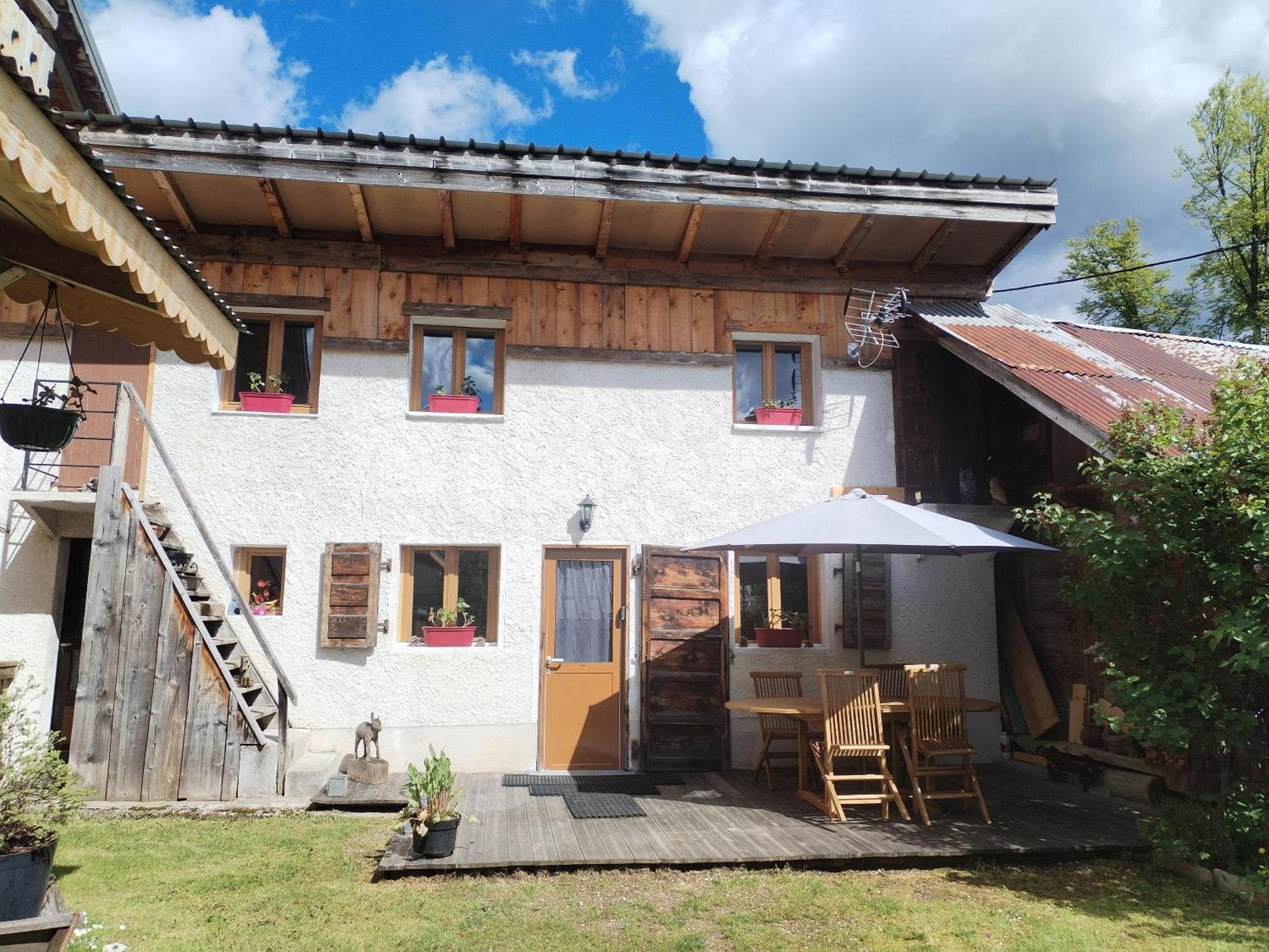 Petit Chalet Essert-Romand Ngoại thất bức ảnh